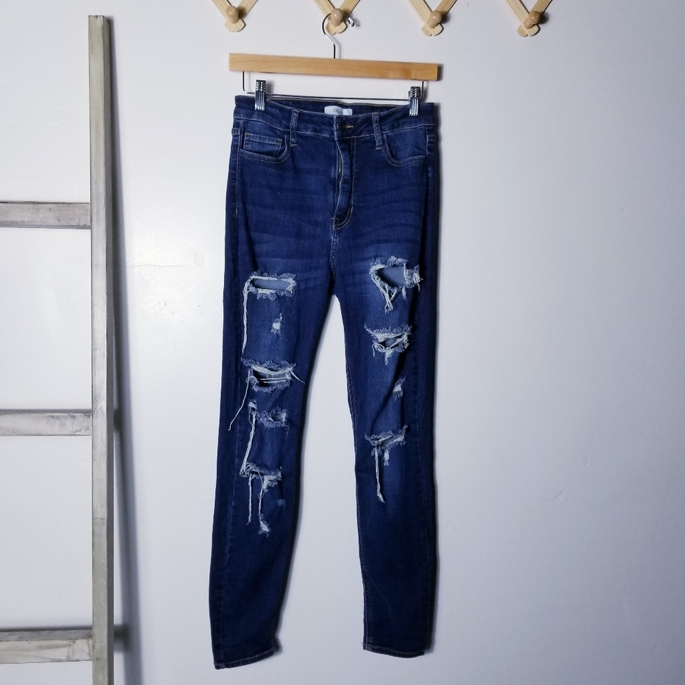 CELLO DISTRESSED HIGH RISE JEANS SIZE 7
